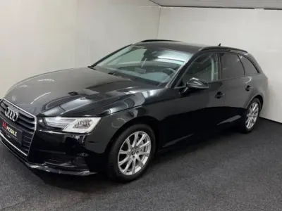 Gebraucht Audi A4 Basis 190 PS (139 kW) 2018 Schwarz Kombi