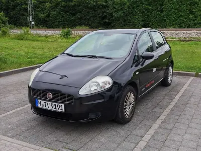 Gebraucht Fiat Grande Punto 77 PS (56 kW) 2008 Schwarz Kleinwagen