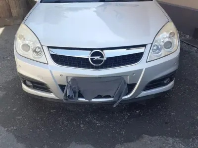Gebraucht Opel Vectra 155 PS (114 kW) 2006 Silber Limousine