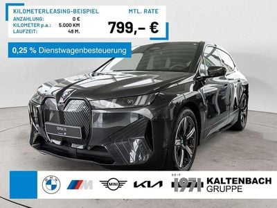 Nouă BMW iX 300 kW (408 CP) 2025 Gri SUV