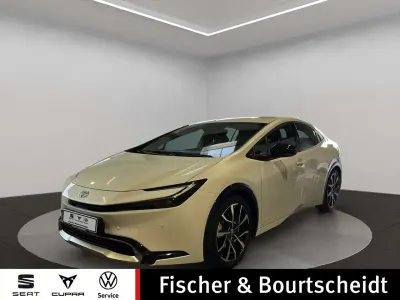 Gebraucht Toyota Prius Plug-in Hybrid Executive 151 PS (111 kW) 2023 Platinum white pearl Kleinwagen