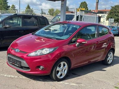 Gebraucht Ford Fiesta Trend 60 PS (44 kW) 2009 Violet Kleinwagen