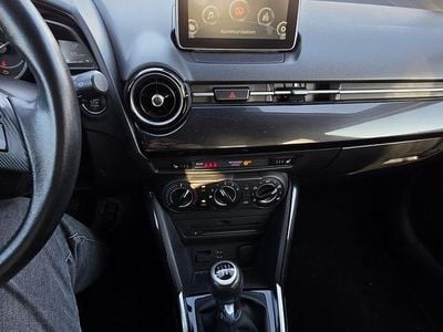 Gebraucht Mazda 2 90 PS (66 kW) 2016 Kleinwagen
