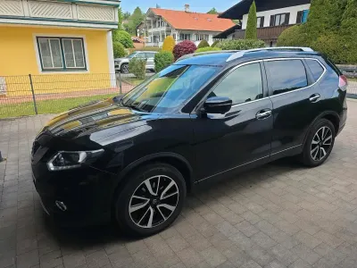 Gebraucht Nissan X-Trail 131 PS (96 kW) 2015 Schwarz SUV
