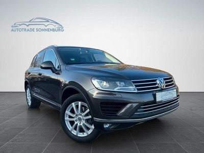 Braun Gebraucht 2016 VW Touareg Terrain Tech SUV | 24.290 € (Fairer Preis)