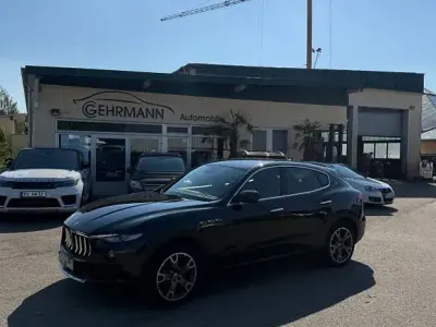 Gebraucht Maserati Levante 250 PS (183 kW) 2017 Schwarz SUV