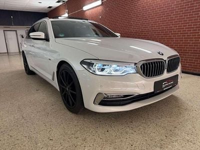 Gebraucht BMW 540 Performance 320 PS (235 kW) 2018 Mineralweiss Kombi