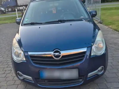 Gebraucht Opel Agila 65 PS (47 kW) 2008 Blau Kleinwagen