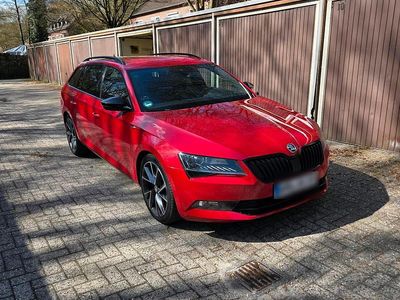 Gebraucht Skoda Superb SportLine 190 PS (139 kW) 2019 Rot Kombi
