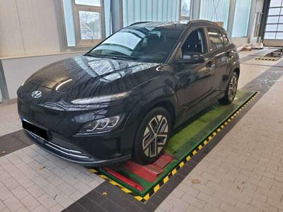gebraucht Hyundai Kona ELEKTRO 150kW Trend Facelift ACC Wärmepumpe