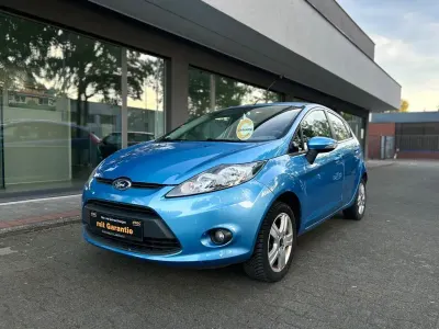 Gebraucht Ford Fiesta Trend 60 PS (44 kW) 2010 Blau Kleinwagen
