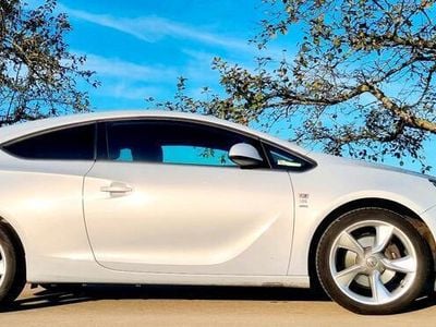 Opel Astra GTC