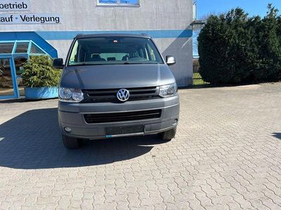 Second-hand VW California Beach 140 CP (102 kW) 2010 Gri Van