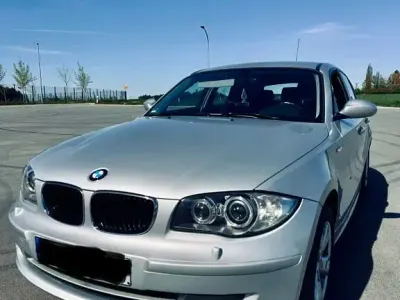 Gebraucht BMW 118 143 PS (105 kW) 2008 Silber Kleinwagen
