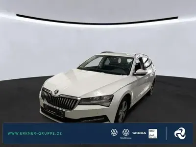 Używany Skoda Superb Ambition 150 KM (110 kW) 2024 Biały Kombi
