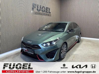 Gebraucht Kia ProCeed GT 204 PS (150 kW) 2023 (exg) experience green met. Kleinwagen