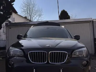 Gebraucht BMW X1 143 PS (105 kW) 2010 Schwarz SUV