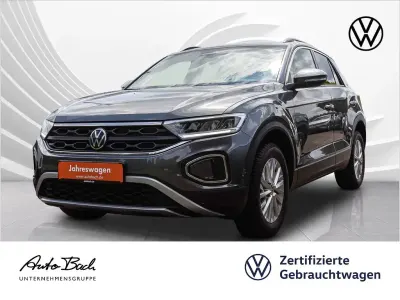 Używany VW T-Roc Life 116 KM (85 kW) 2024 Szary SUV