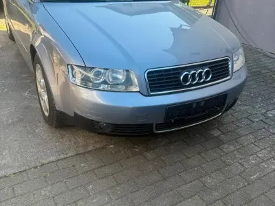 Second-hand Audi A4 131 CP (96 kW) 2004 Albastru Break
