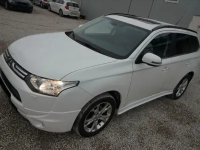 Gebraucht Mitsubishi Outlander Instyle 150 PS (110 kW) 2013 Weiß SUV