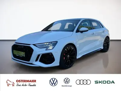 Gebraucht Audi RS3 Sportback Ambiente 400 PS (294 kW) 2022 Weiss Kleinwagen