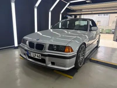 Gebraucht BMW 318 Cabriolet 115 PS (84 kW) 1998 Silber Cabrio