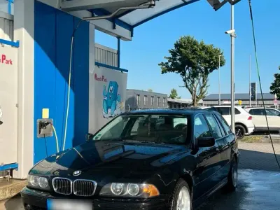 Gebraucht BMW 525 163 PS (119 kW) 2003 Schwarz Kombi