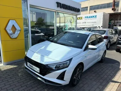 Gebraucht Hyundai i20 Prime 120 PS (88 kW) 2024 Atlas white / sol Kleinwagen