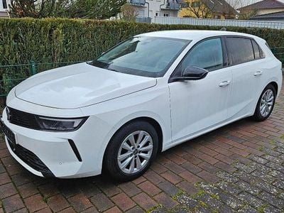 Gebraucht Opel Astra Enjoy 131 PS (96 kW) 2024 Weiß Limousine