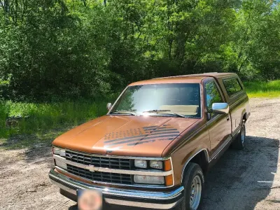 Używany Chevrolet C1500 210 KM (154 kW) 1989 Brązowy Pickup