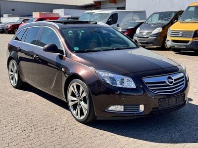 Usata Opel Insignia Sport 160 CV (117 kW) 2012 Marrone Berlina