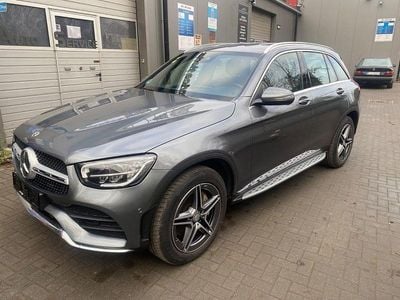 Mercedes GLC300e