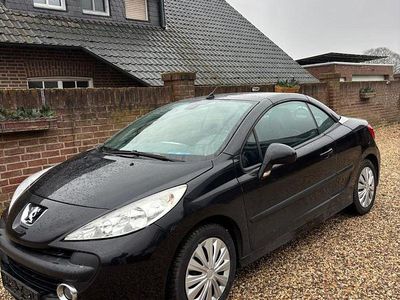 Gebraucht Peugeot 207 CC 120 PS (88 kW) 2006 Schwarz Cabrio
