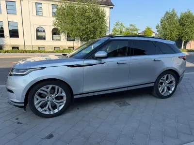 Używany Land Rover Range Rover Velar HSE Dynamic 300 KM (220 kW) 2017 Srebrny SUV