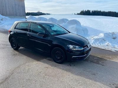 Gebraucht VW Golf VII Sound 110 PS (80 kW) 2018 Schwarz Limousine