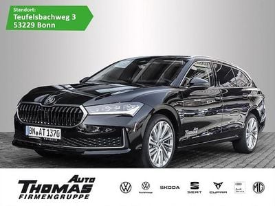 Ebony schwarz metallic Gebraucht 2025 Skoda Superb Selection Kombi | 46.680 € (Fairer Preis)