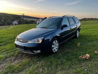 Gebraucht Ford Mondeo 131 PS (96 kW) 2006 Blau Kombi