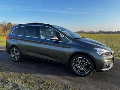 Gebraucht BMW 220 Gran Tourer Luxury Line 190 PS (139 kW) 2016 Grau Van / Kleinbus