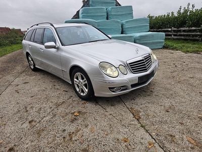 Mercedes E280