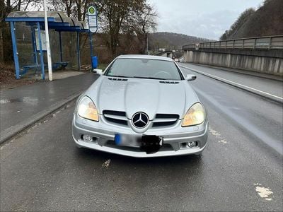 Gebraucht Mercedes SLK200 163 PS (119 kW) 2006 Silber Cabrio