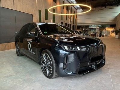Gebraucht BMW iX 400 kW (544 PS) 2025 Schwarz SUV