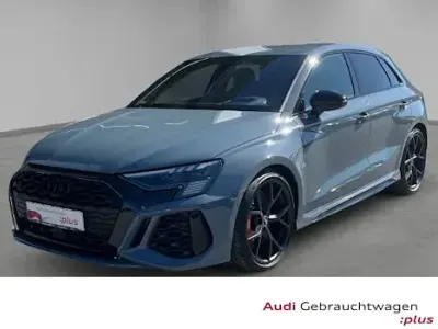 Gebraucht Audi RS3 Comfort 400 PS (294 kW) 2023 Grau (metallic) Limousine