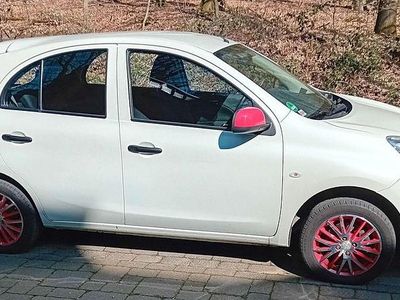 Gebraucht Nissan Micra 80 PS (58 kW) 2015 Weiß Kleinwagen