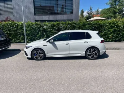 Gebraucht VW Golf VIII R 320 PS (235 kW) 2022 Weiß Limousine