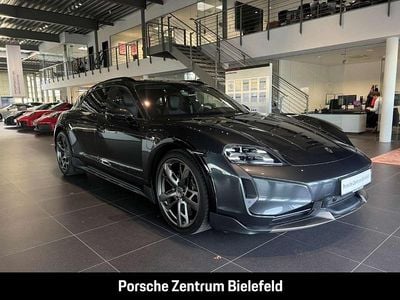 Grau Gebraucht 2024 Porsche Taycan Turbo S Cross Turismo Limousine | 164.700 € (Teuer)