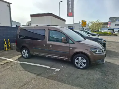 Occasion VW Caddy Comfortline 102 ch (75 kW) 2012 Marron Monospace