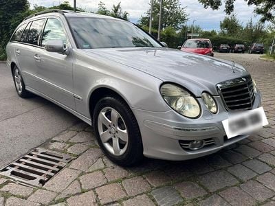 Mercedes E280