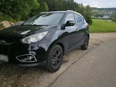 Gebraucht Hyundai ix35 135 PS (99 kW) 2013 Schwarz SUV