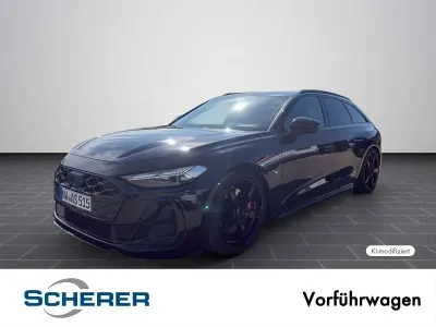 Gebraucht Audi S5 Comfort 441 PS (324 kW) 2025 Mythosschwarz metallic (metallic) Kombi