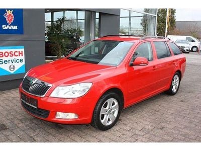 Gebraucht Skoda Octavia Elegance 160 PS (117 kW) 2012 Corridarot Kombi